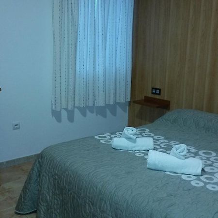 Hostal Virgen Del Pilar バサ エクステリア 写真